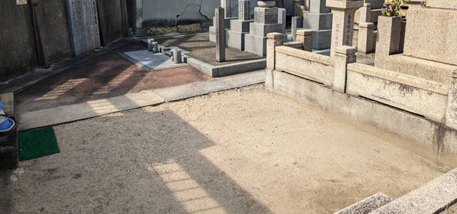 大阪市北区の圓通院墓地