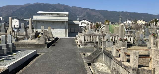 奈良県御所市の御所市営墓地