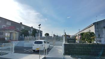 原田曽根霊苑駐車場