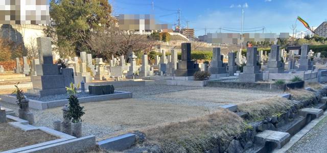 枚方市の本覚寺墓苑