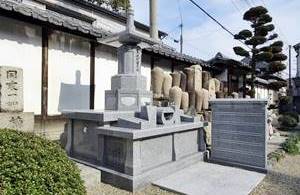 永代供養合同墓と墓誌