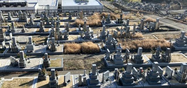 和歌山県伊都郡の町営かつらぎ霊園