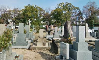大阪府豊中市勝部墓地