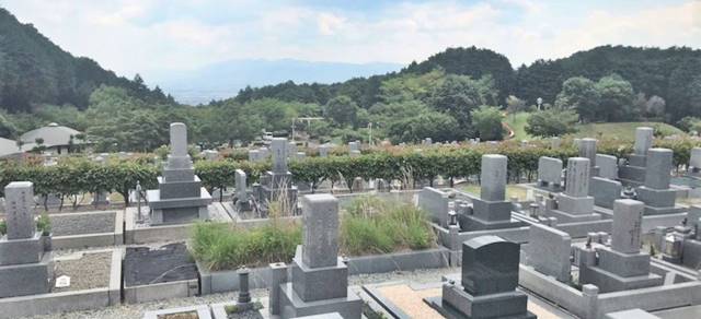 葛城市霊苑