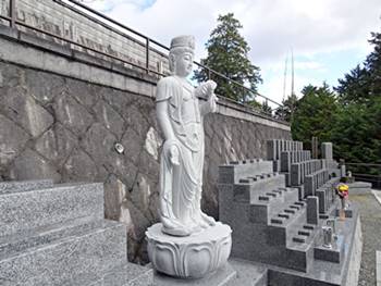 苗秀寺の永代供養墓のご本尊様