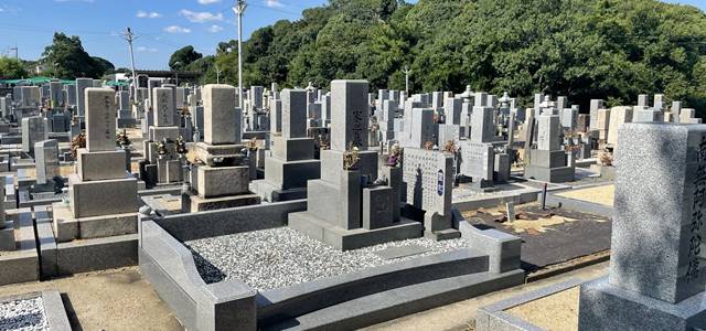 藤井寺市の野中共同墓地