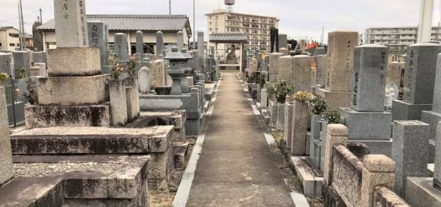 京都市伏見区の納所墓地