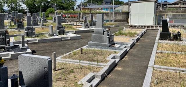 奈良県香芝市の下田共同墓地